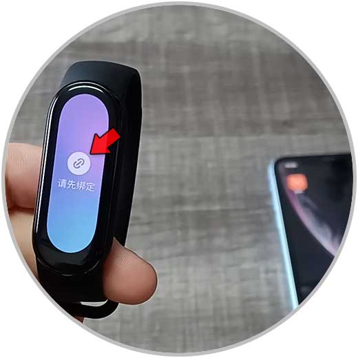 Pair-and-Connect-Xiaomi-Mi-Band-6-iPhone-1.jpg