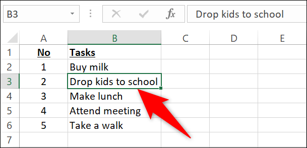 Wählen Sie den Text aus, den wir in Excel durchstreichen möchten.