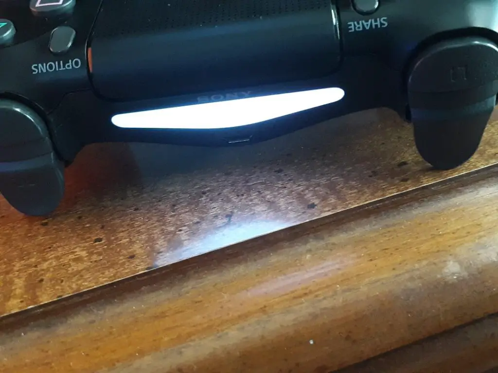 PS4-Controller blinkt weiß 2